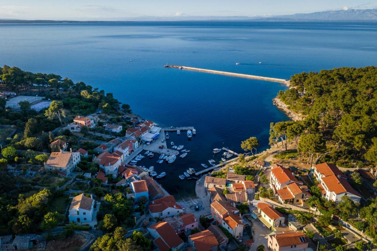 Vacation House Orange Veli Lošinj Exteriör bild